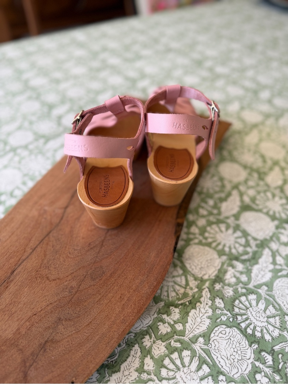 Swedish Hasbeens Pink Floral Cutout T-Strap Sandals - Picture 2 of 4